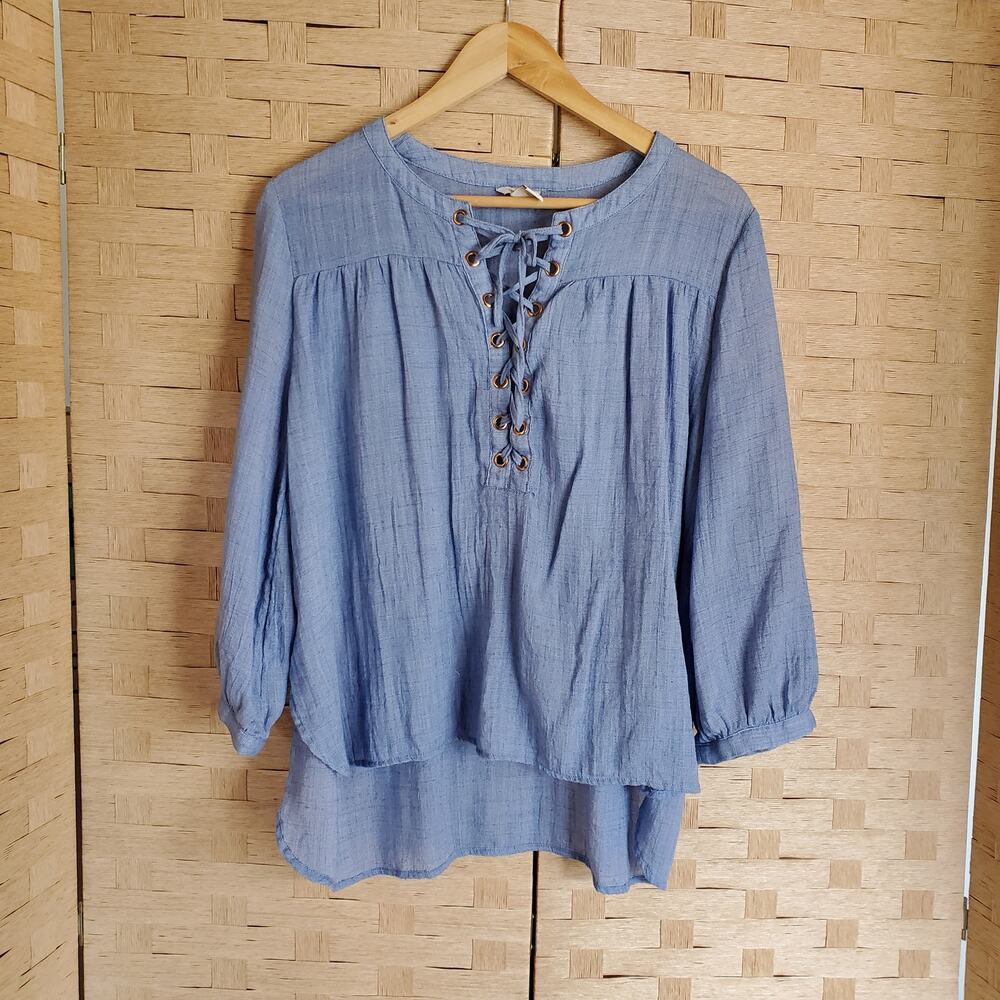 Forever 21 Blouse Size Large Blue Knit 3/4 Sleeve Lace